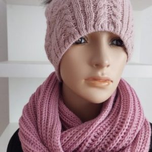 Czapka pompon